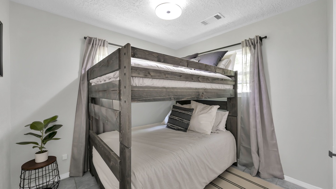 Photo of Bedroom in Montgomery