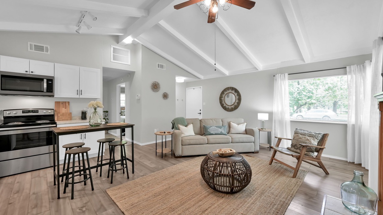 Photo of Livingroom in Montgomery