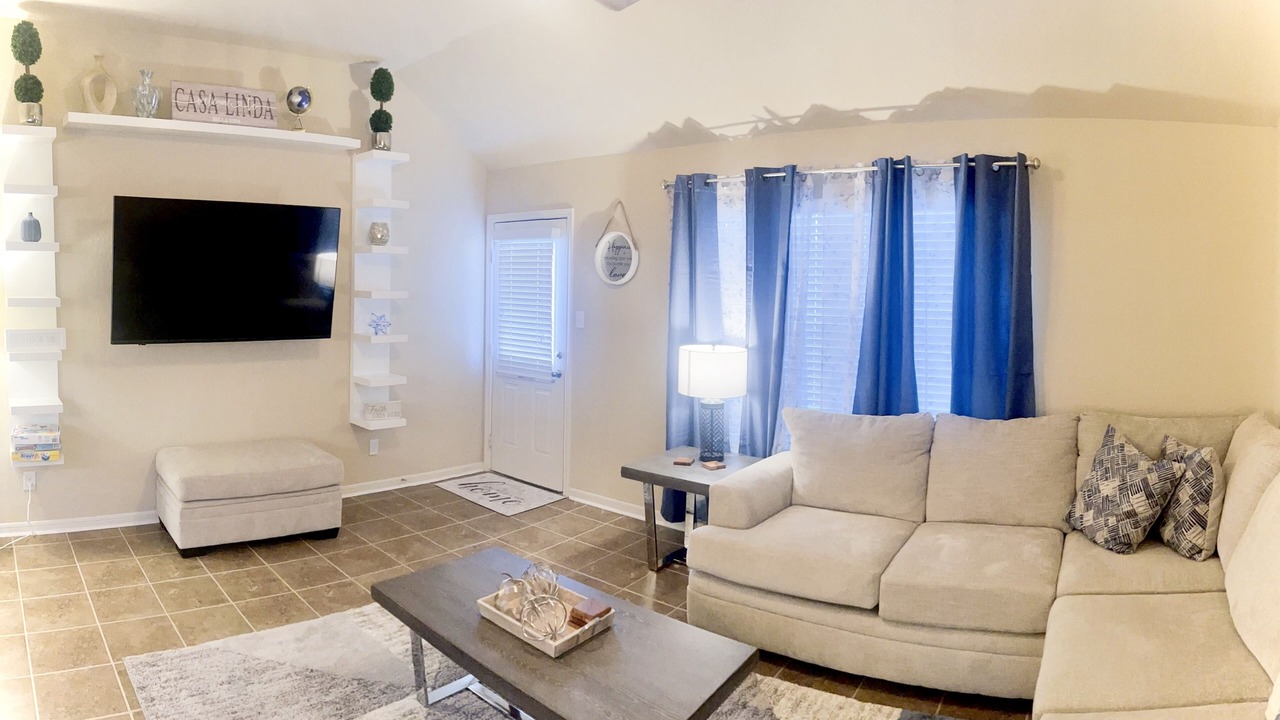 Photo of Livingroom in West San Antonio
