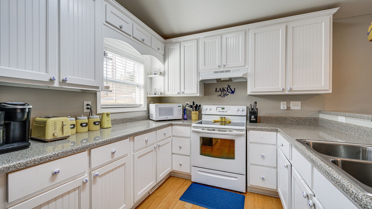 Photo of Kitchen in Eatonton