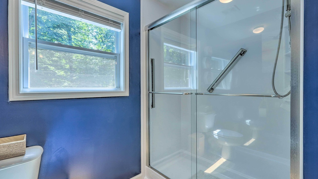 Photo of Bathroom in Eatonton