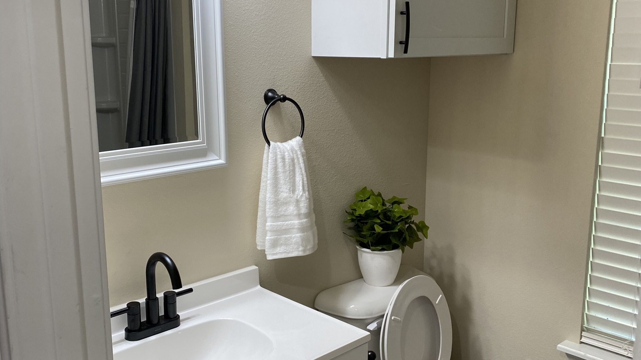 Photo of Bathroom in Big Sandy