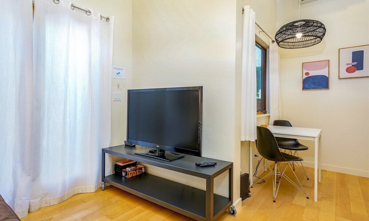 Photo of Others in River West