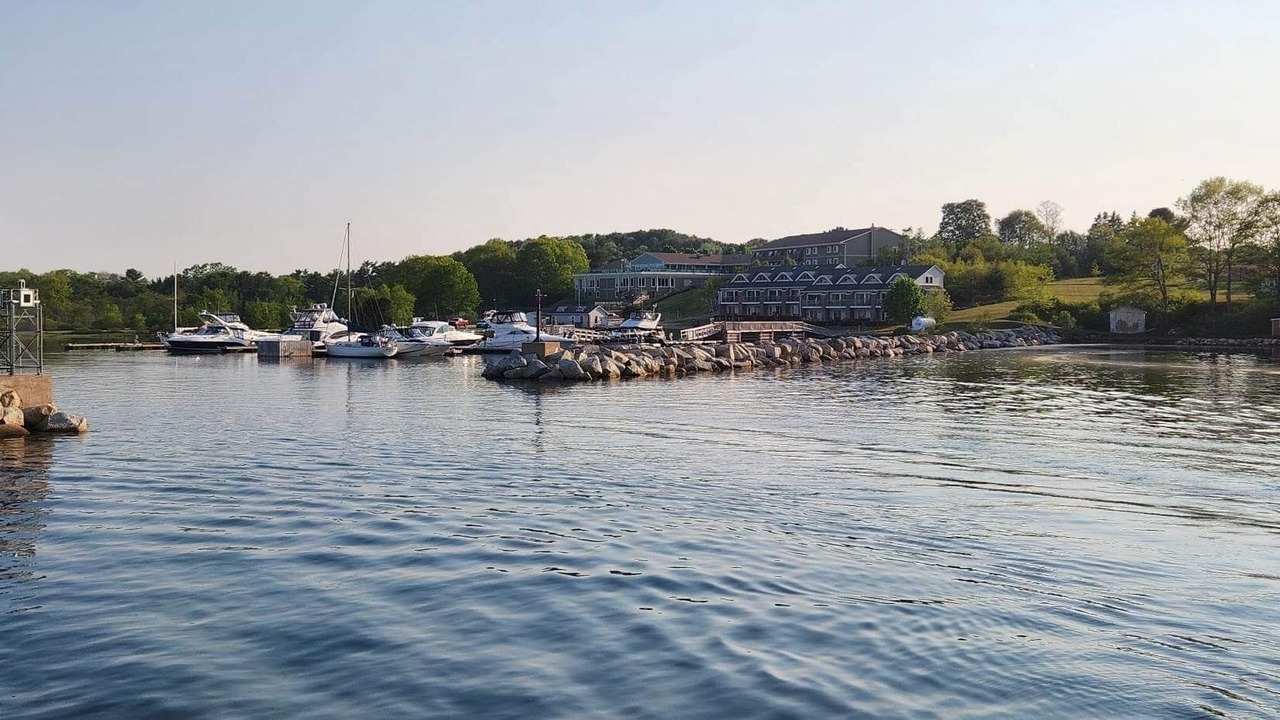 Photo of Others in Western Shore