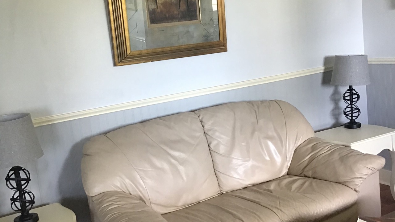 Photo of Livingroom in Western Shore