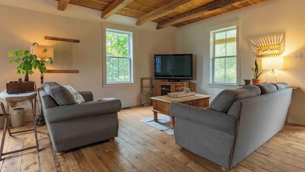 Photo of Livingroom in Pictou County