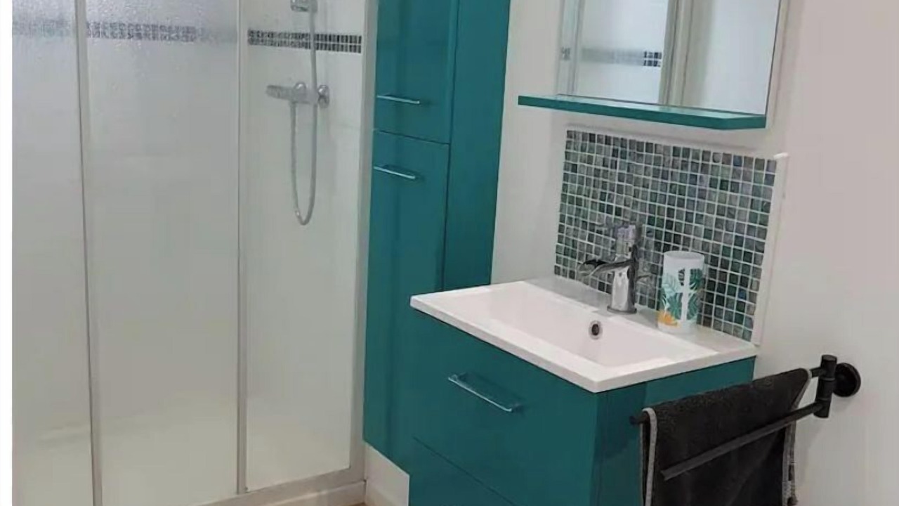 Photo of Bathroom in Castres