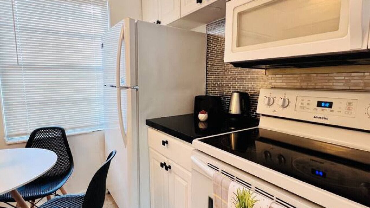 Photo of Kitchen in Poinsettia Heights