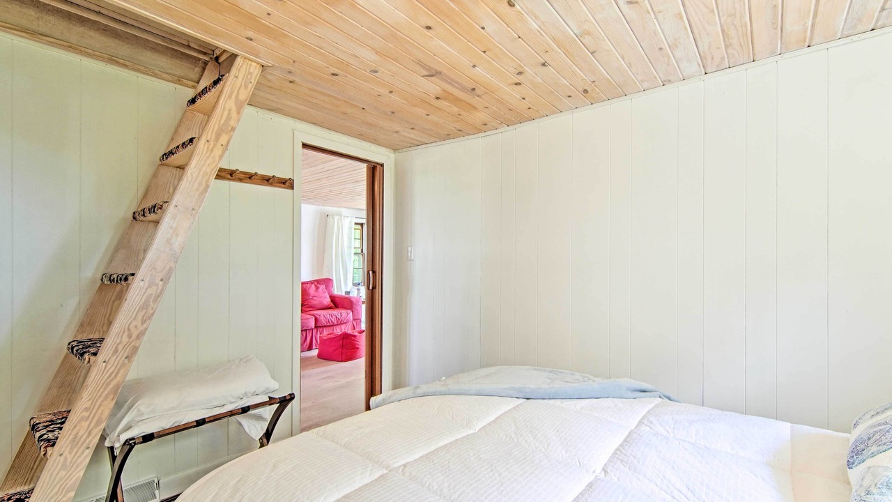 Photo of Bedroom in Horicon