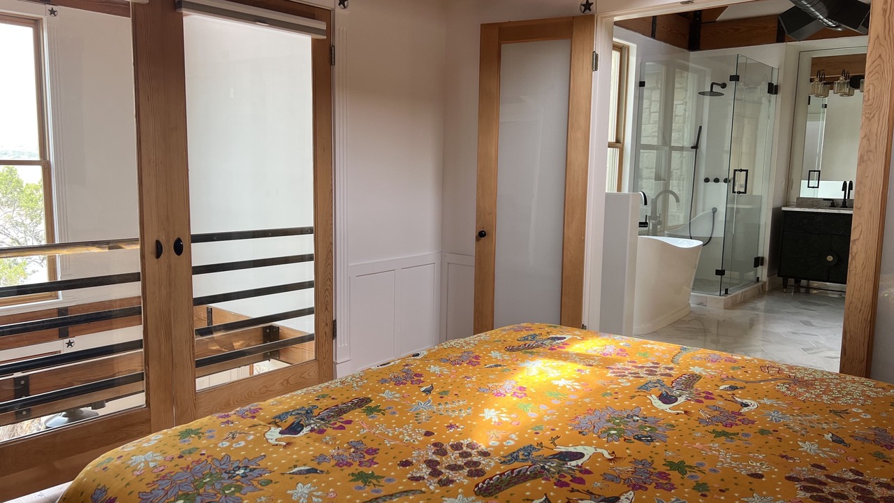 Photo of Bathroom in Spicewood