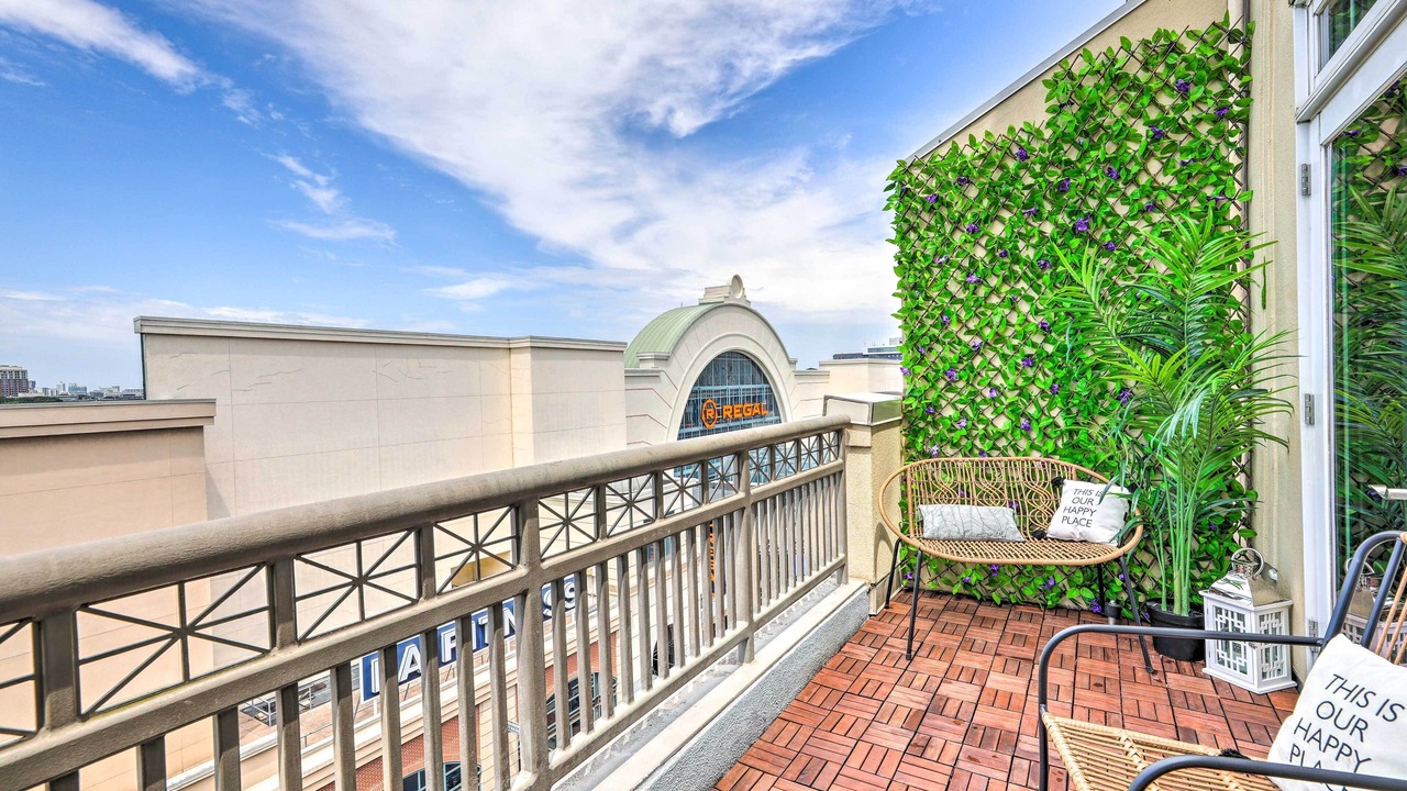 Photo of Patio Balcony in Atlantic Station Area