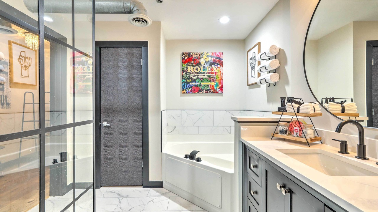 Photo of Bathroom in Atlantic Station Area