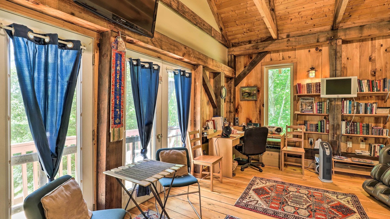Photo of Livingroom in Marshall