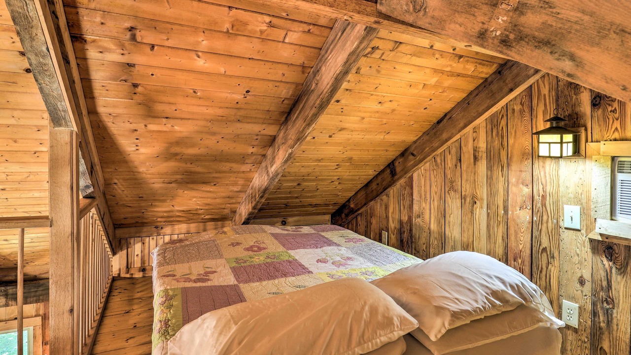 Photo of Bedroom in Marshall