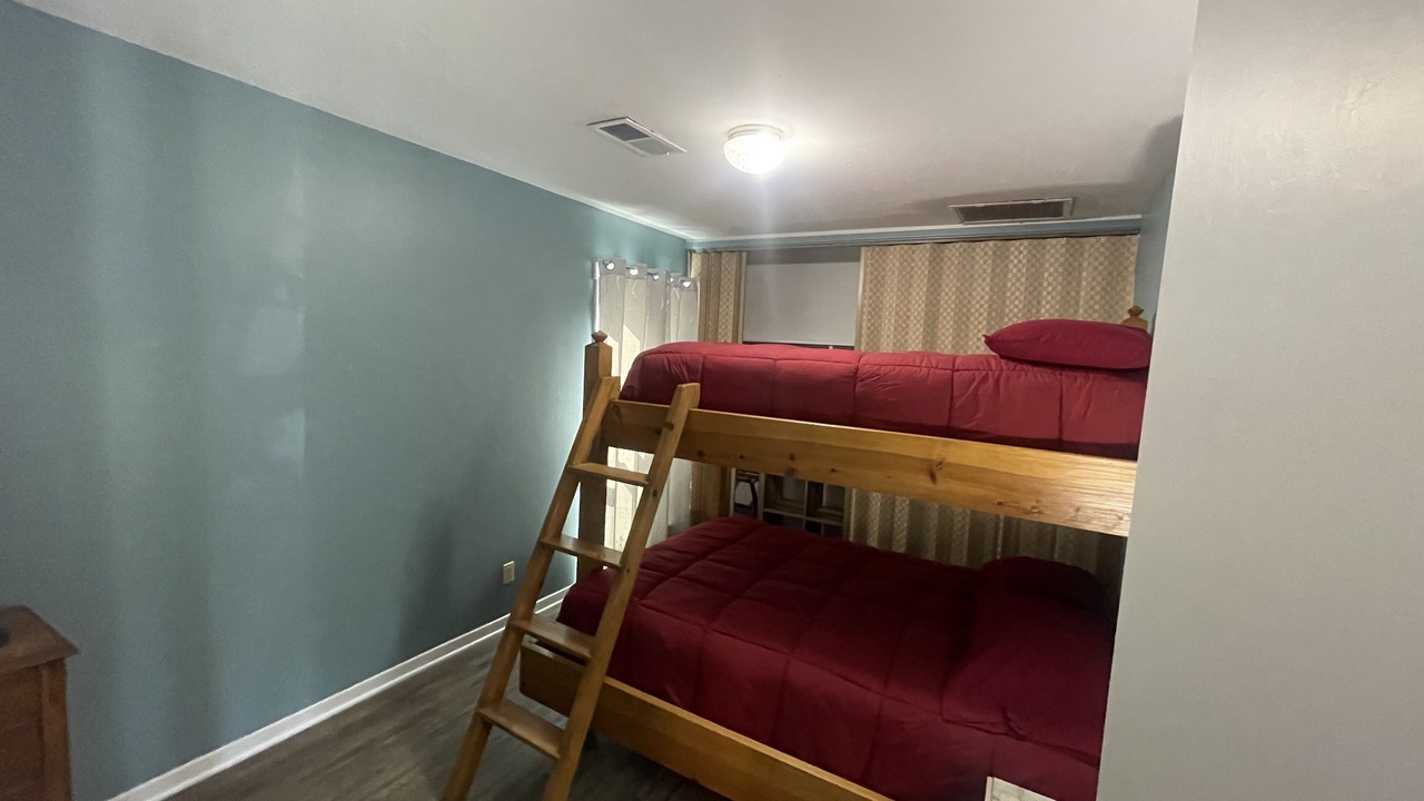 Photo of Bedroom in Brookeland