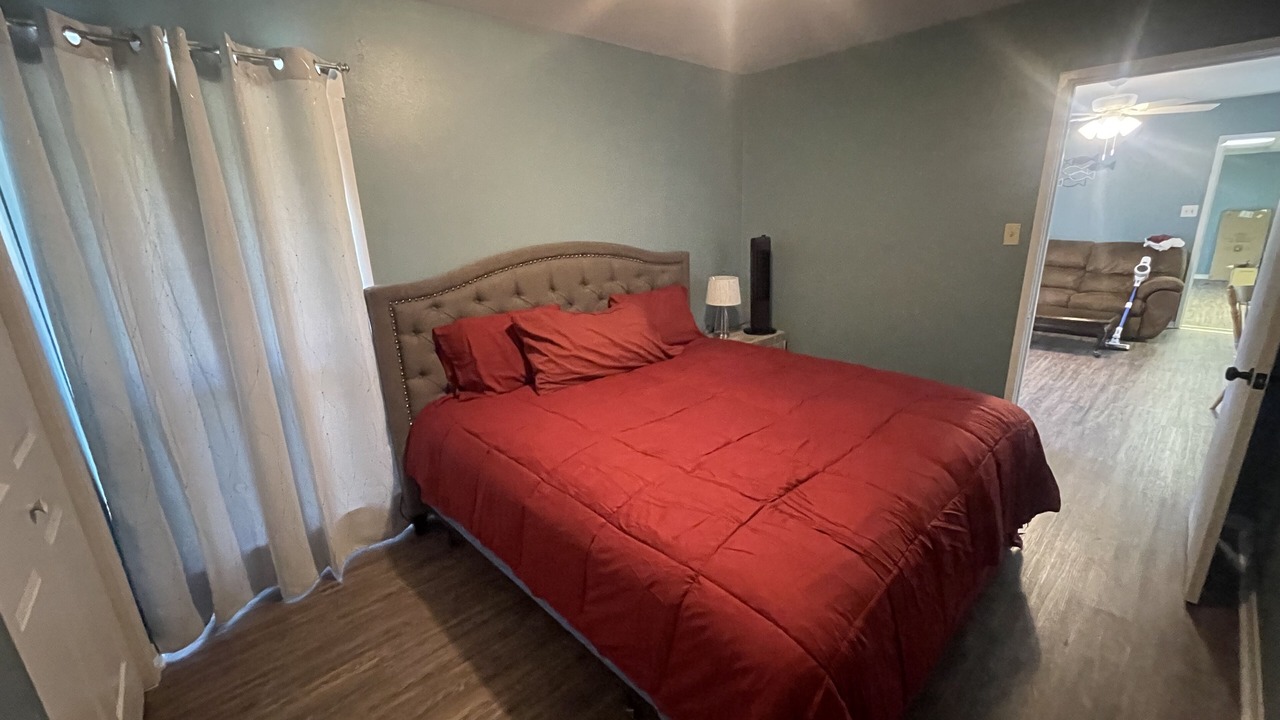 Photo of Bedroom in Brookeland