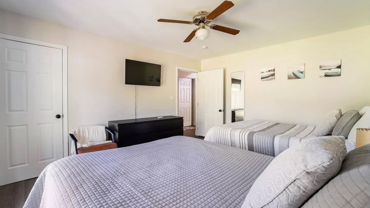 Photo of Bedroom in Roach