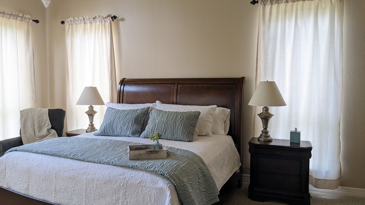 Photo of Bedroom in Bronson