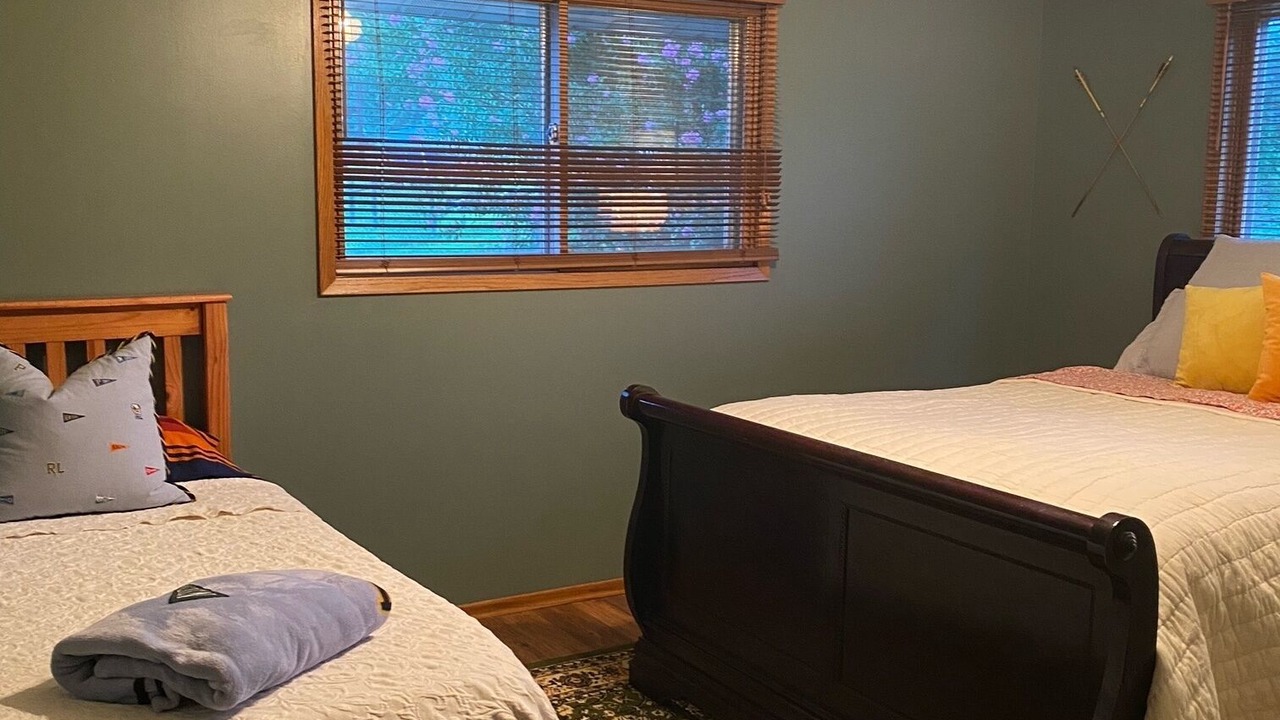 Photo of Bedroom in Shell Knob