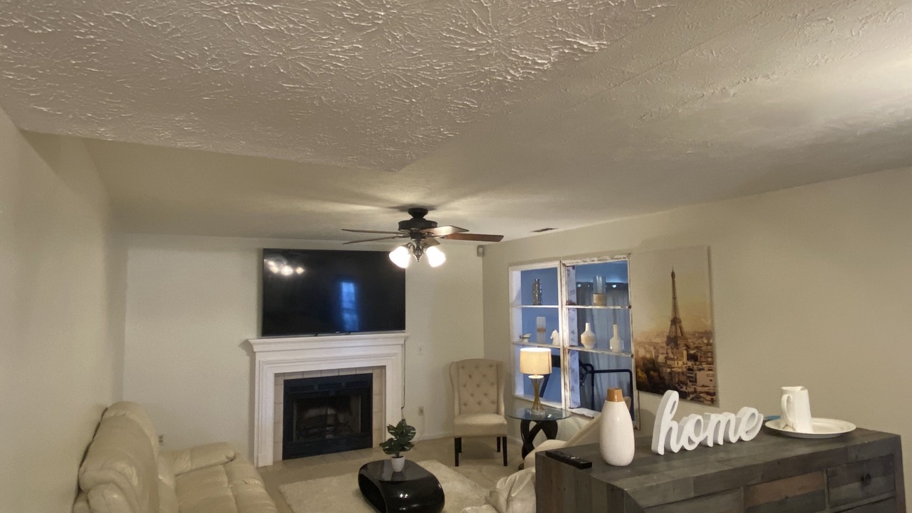 Photo of Livingroom in Wayne