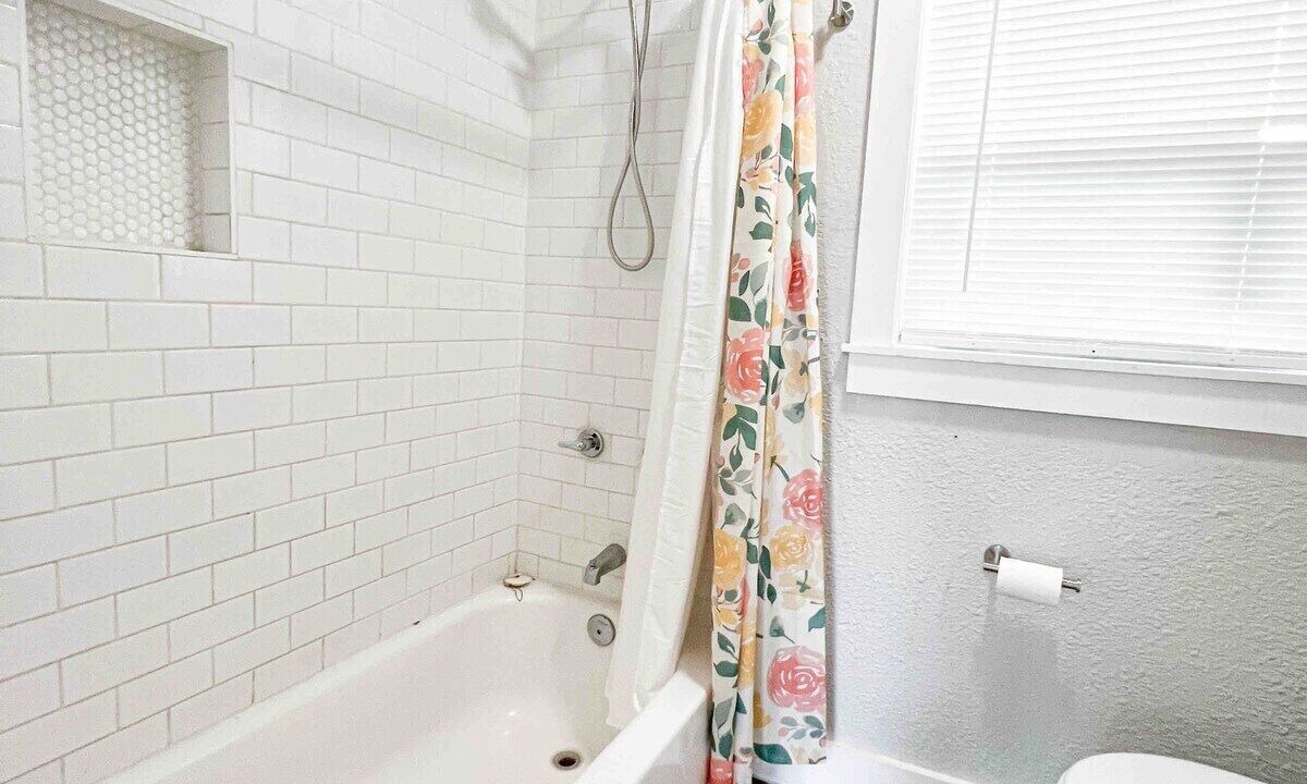 Photo of Bathroom in Central City
