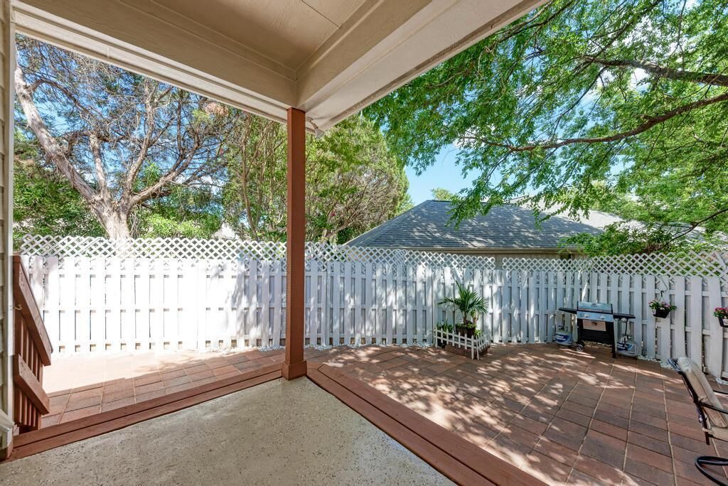 Photo of Patio Balcony in Lakeway