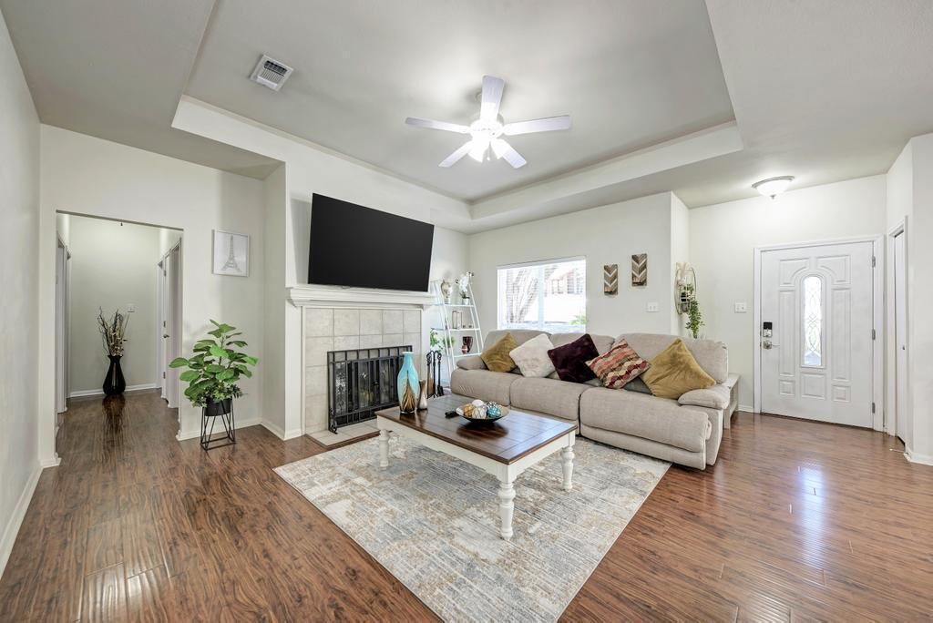 Photo of Livingroom in Lakeway