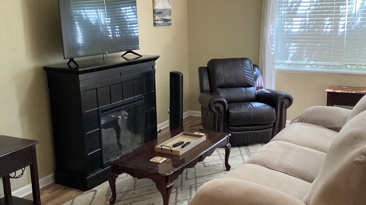 Photo of Livingroom in Lexington