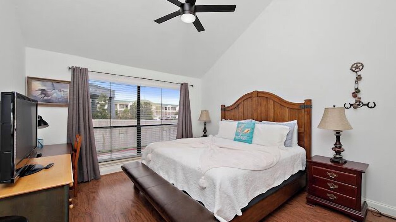 Photo of Bedroom in Seven Coves