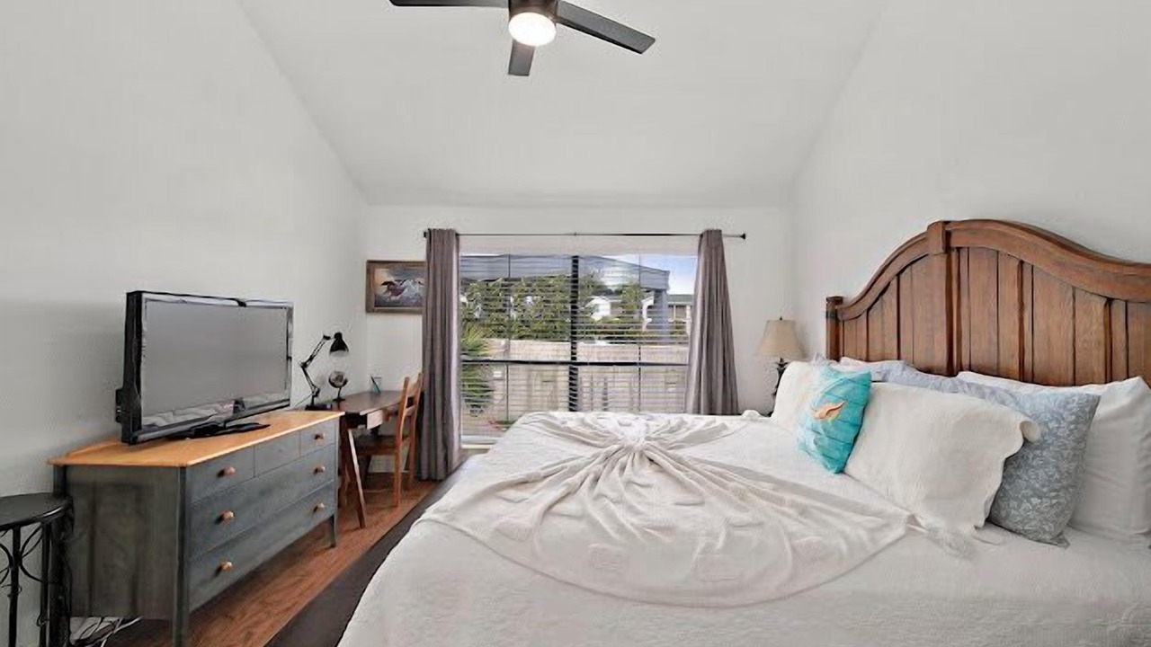 Photo of Bedroom in Seven Coves