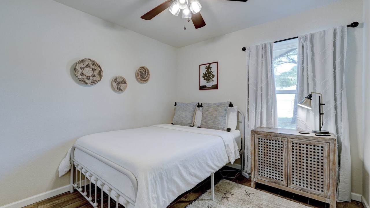 Photo of Bedroom in Moore