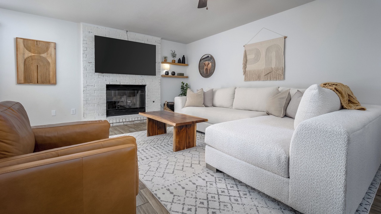 Photo of Livingroom in Moore