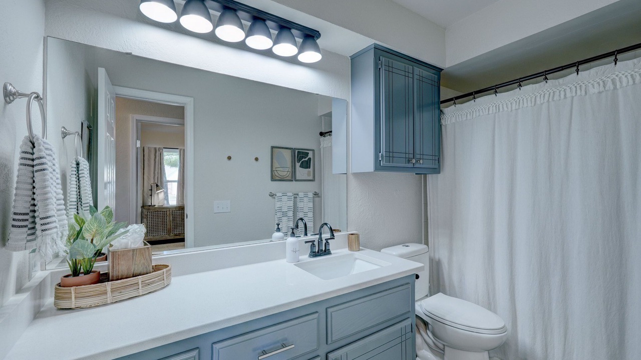 Photo of Bathroom in Moore