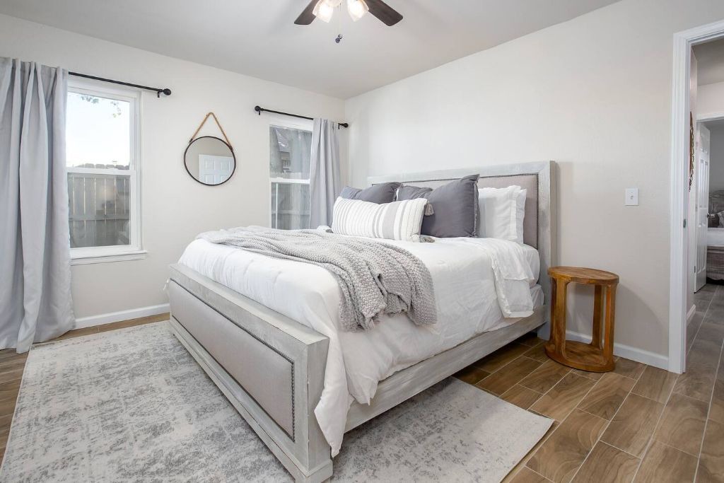 Photo of Bedroom in Moore