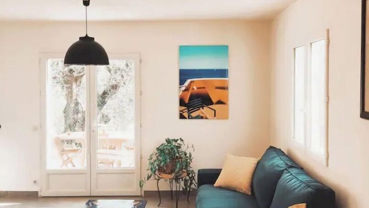 Photo of Livingroom in Contes