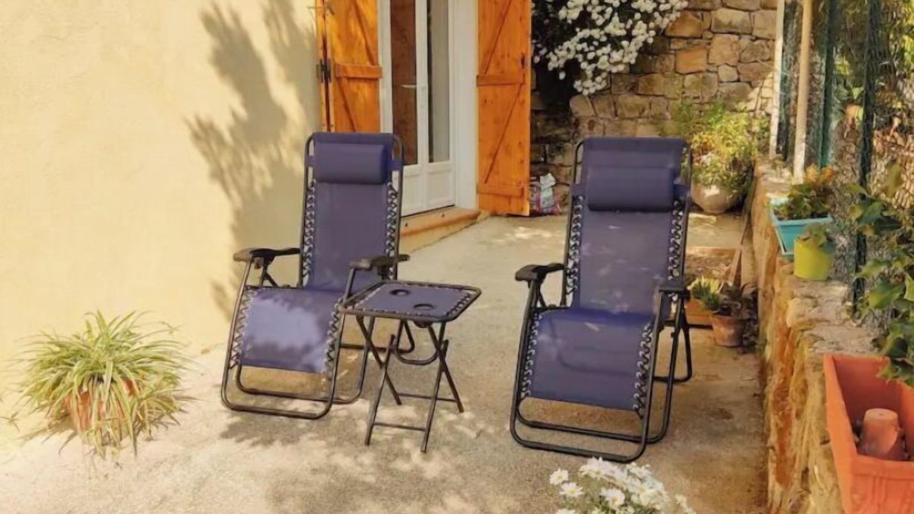 Photo of Patio Balcony in Contes