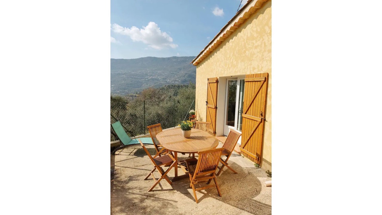 Photo of Outdoor in Contes