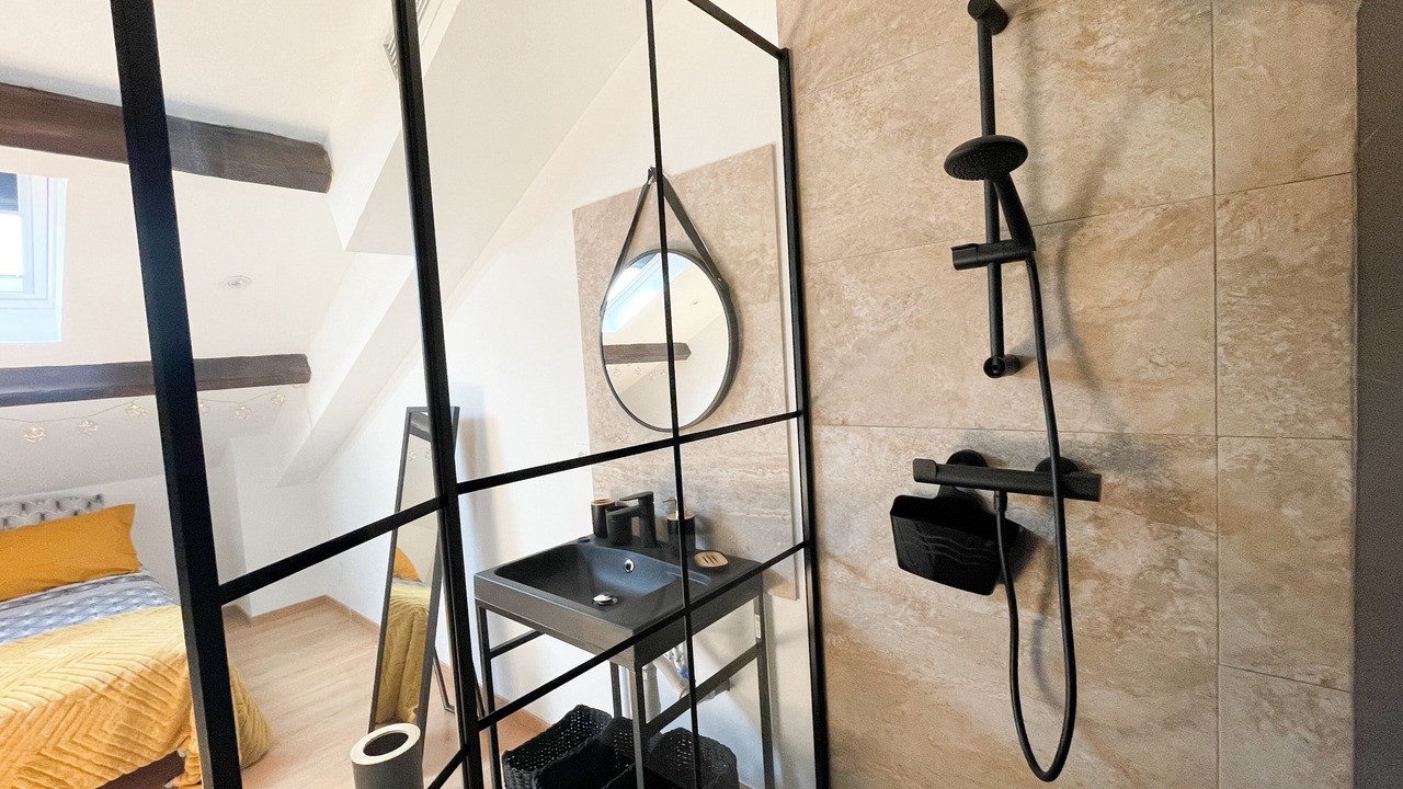 Photo of Bathroom in L'Estaque