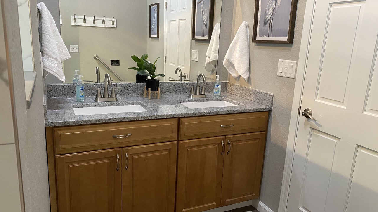 Photo of Bathroom in Sunrise Beach