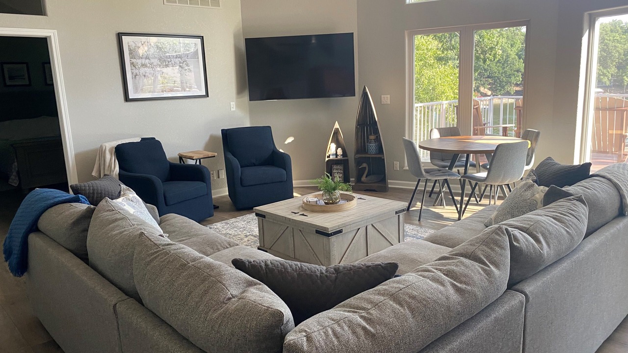 Photo of Bedroom in Sunrise Beach