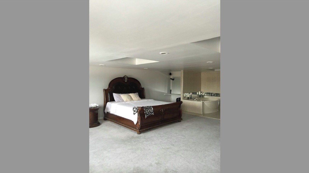 Photo of Bedroom in Mill Basin