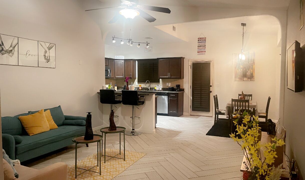 Photo of Livingroom in Biggs Field