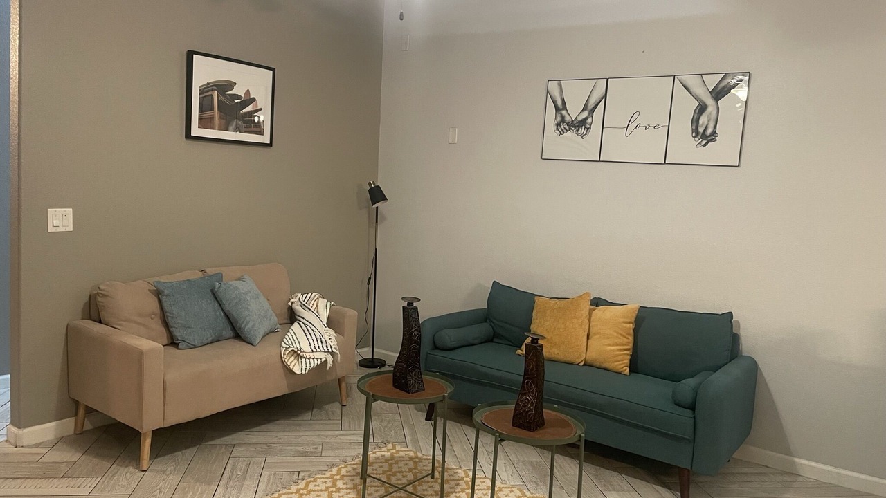Photo of Livingroom in Biggs Field