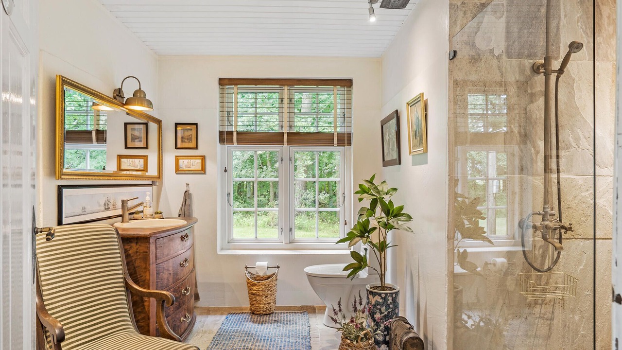 Photo of Bathroom in Roslev