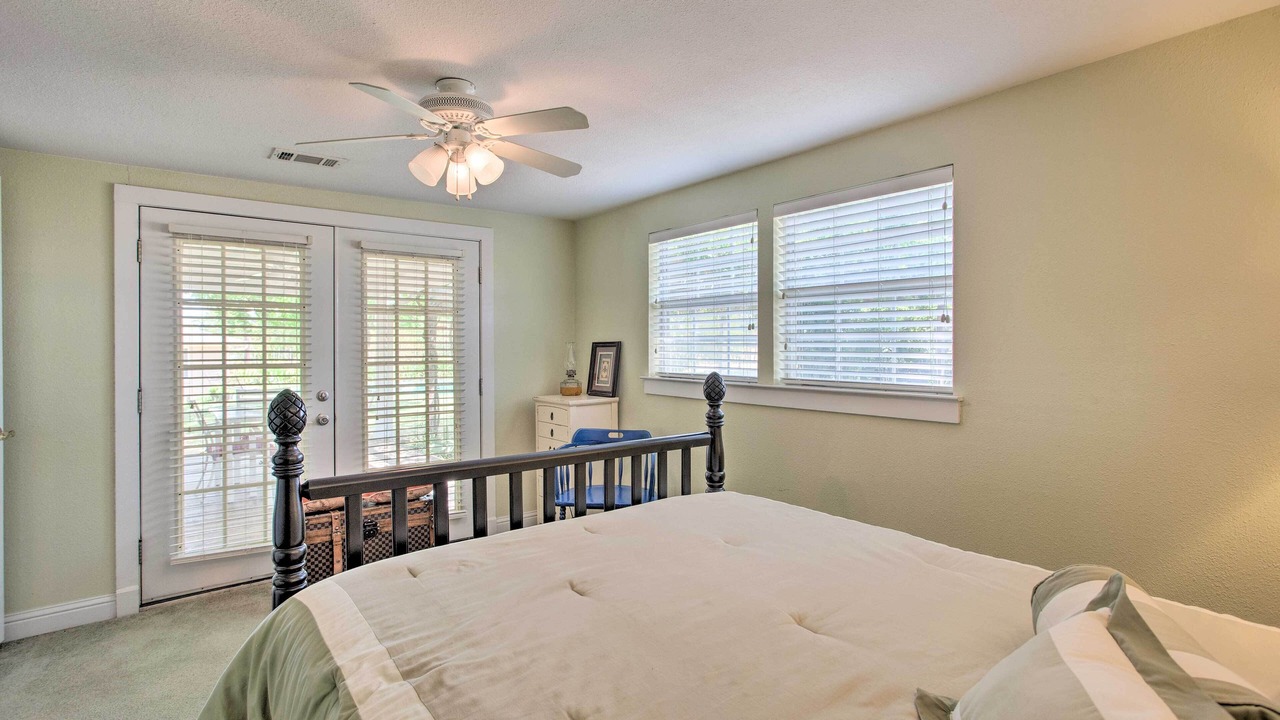 Photo of Bedroom in Pottsboro