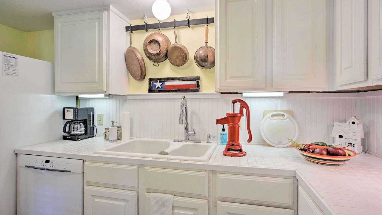 Photo of Kitchen in Pottsboro