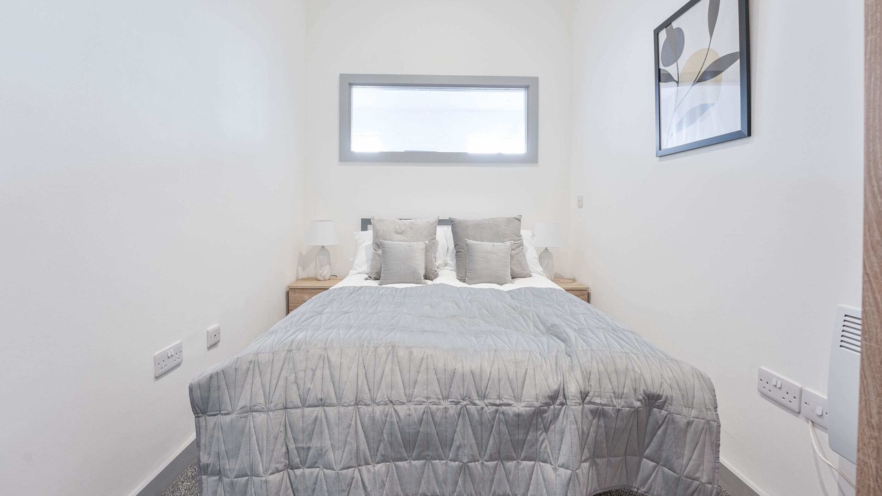 Photo of Bedroom in Brierley Hill