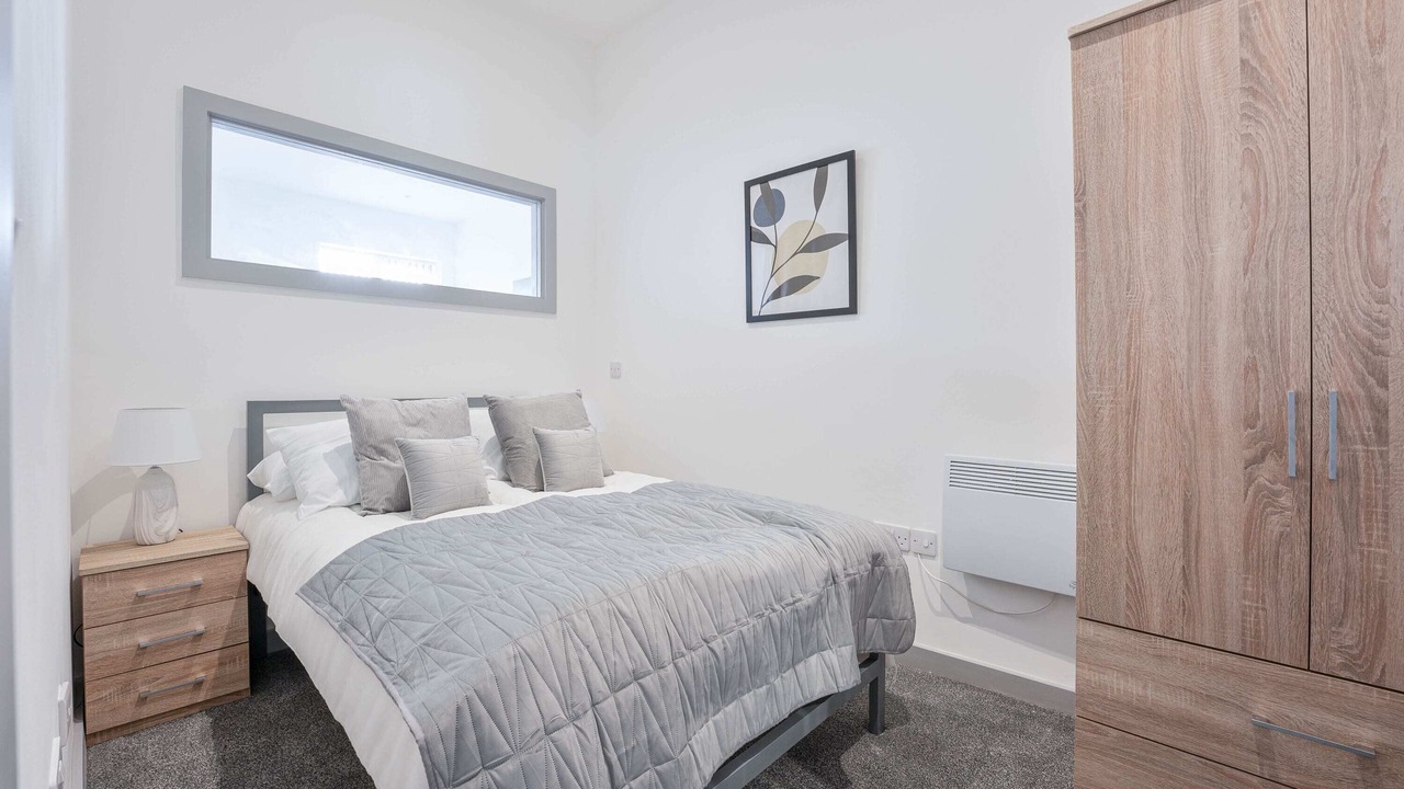 Photo of Bedroom in Brierley Hill