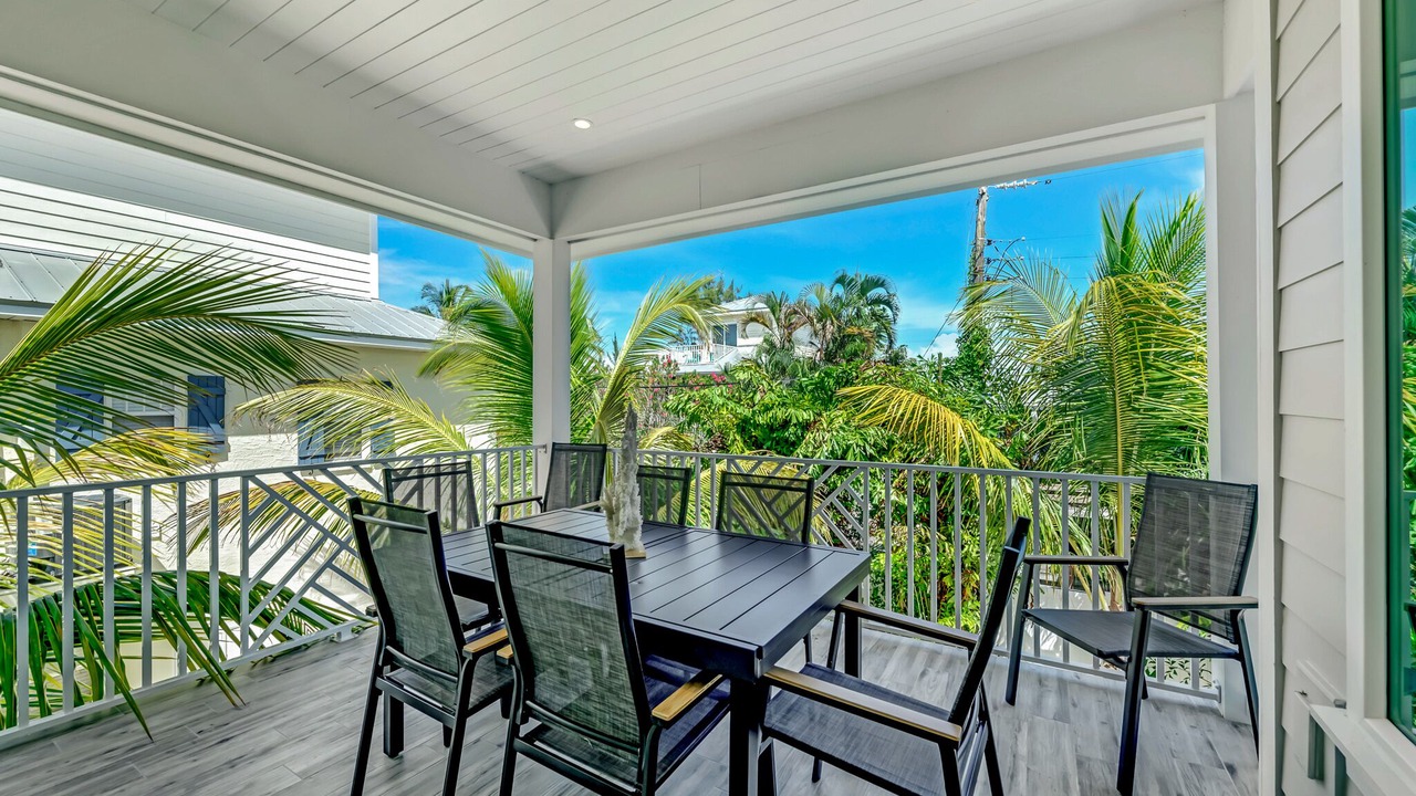 Photo of Patio Balcony in Ilexhurst