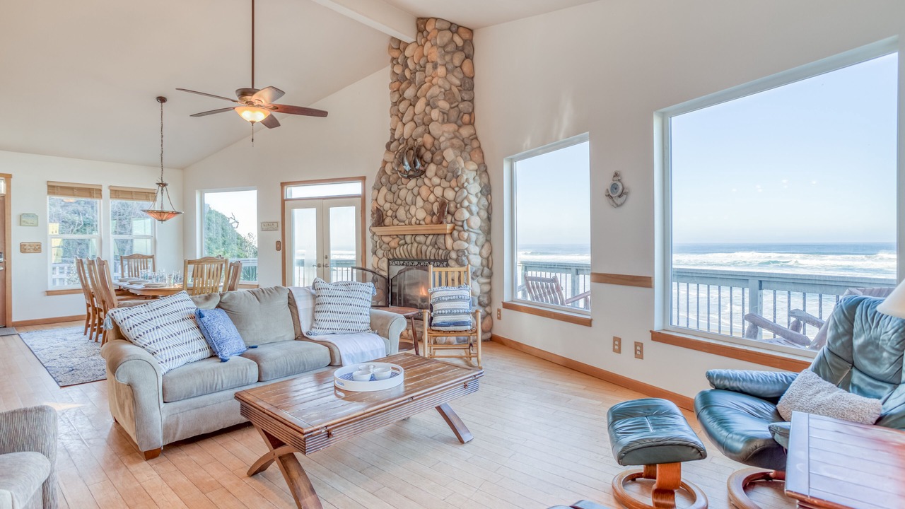 Photo of Bedroom in Lincoln City